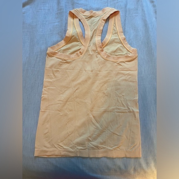 Athleta Momentum Seamless Nylon Tank Top in Mango - Picture 6 of 8